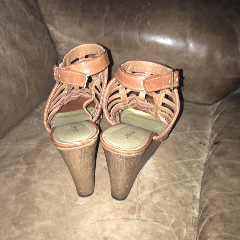 Wedges - Picture 2 of 3
